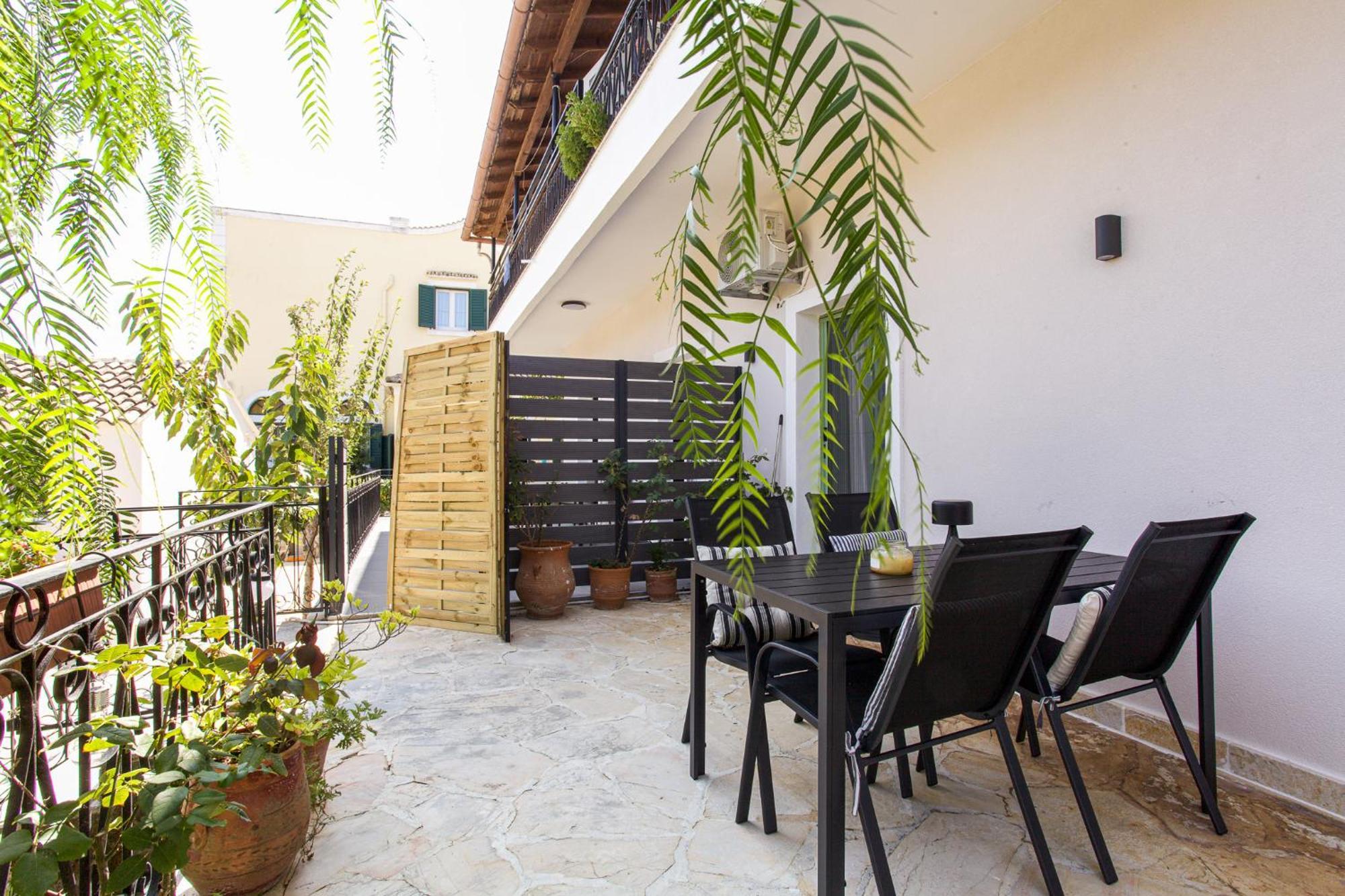 Thalia Kassiopi Apartment エクステリア 写真